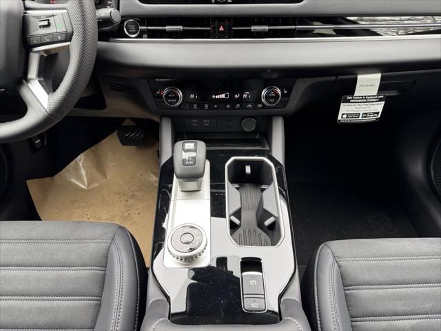 new 2025 Mitsubishi Outlander car, priced at $37,425