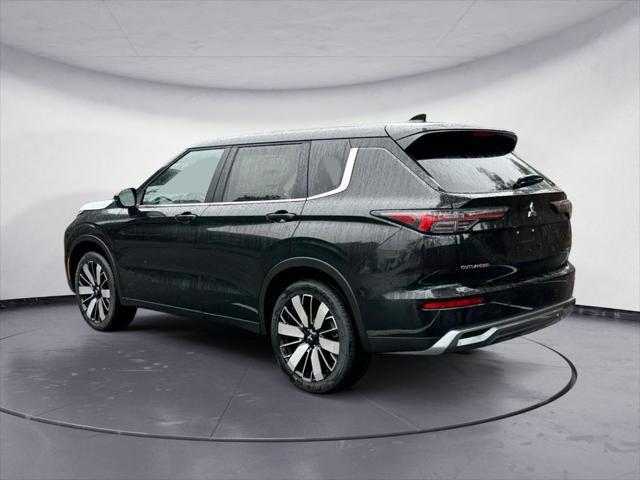 new 2025 Mitsubishi Outlander car, priced at $37,425