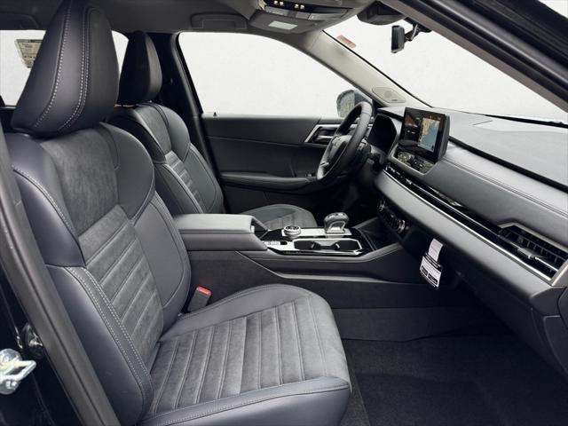 new 2025 Mitsubishi Outlander car, priced at $37,425