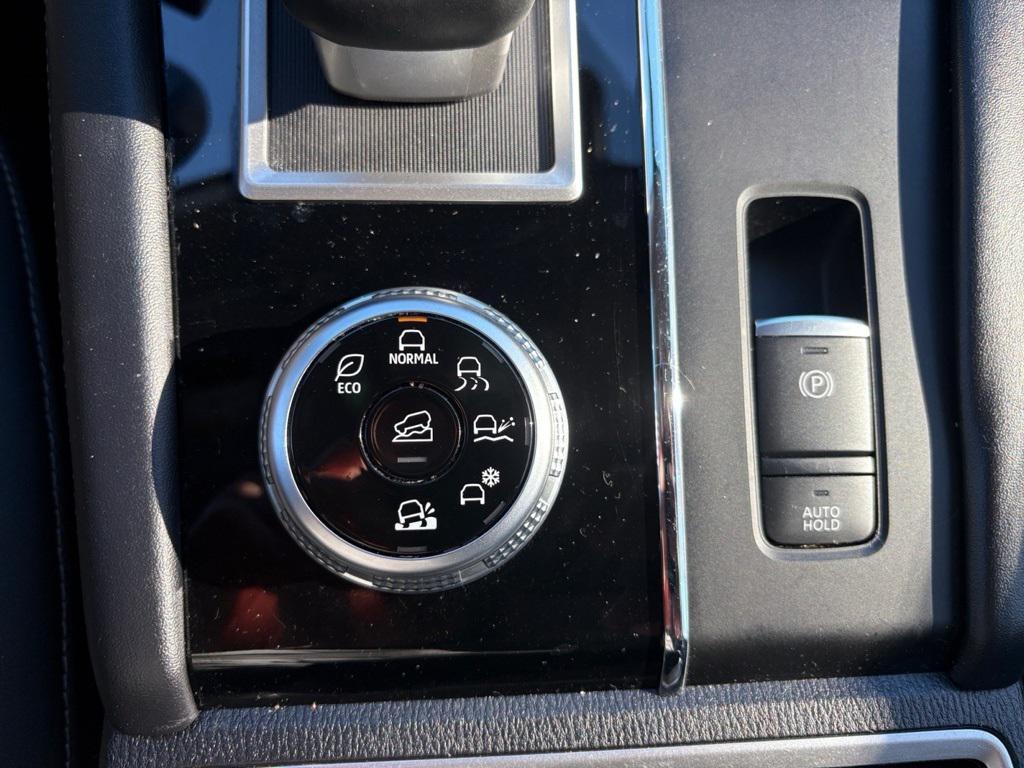 used 2023 Mitsubishi Outlander car, priced at $24,500