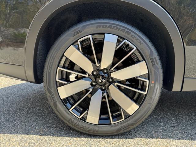 new 2025 Mitsubishi Outlander car, priced at $40,350