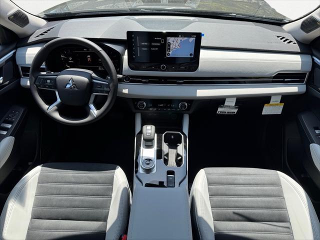 new 2025 Mitsubishi Outlander car, priced at $40,350