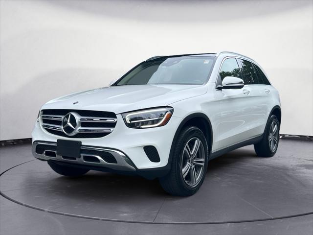 used 2020 Mercedes-Benz GLC 300 car, priced at $25,900