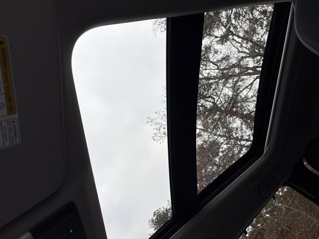 new 2025 Mitsubishi Outlander PHEV car, priced at $50,130