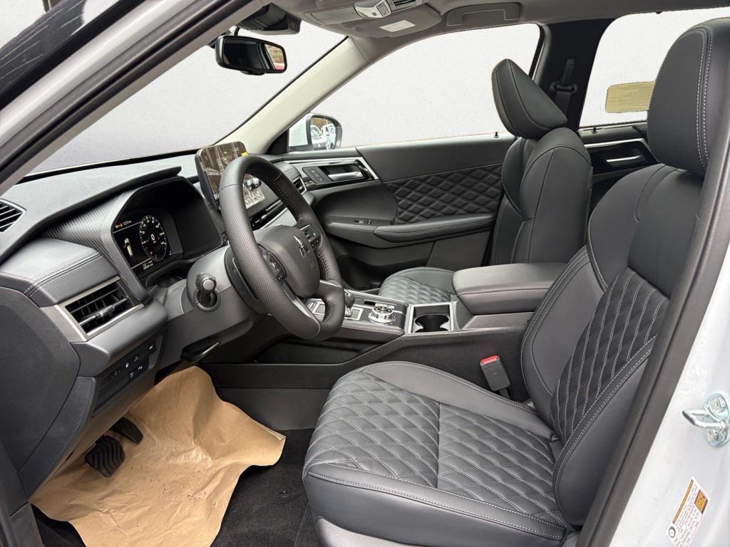 new 2025 Mitsubishi Outlander PHEV car, priced at $50,130