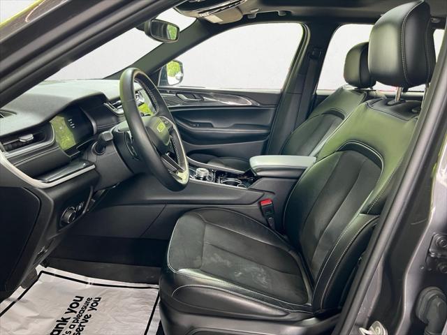 used 2022 Jeep Grand Cherokee car, priced at $31,900