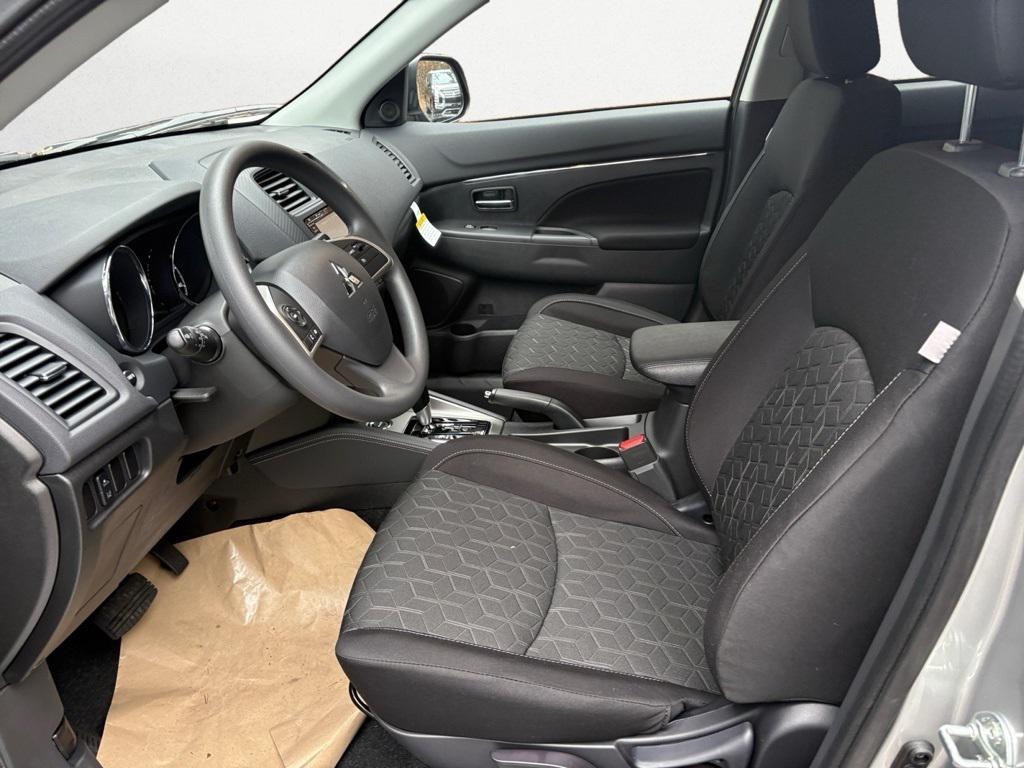 new 2025 Mitsubishi Outlander Sport car, priced at $29,210