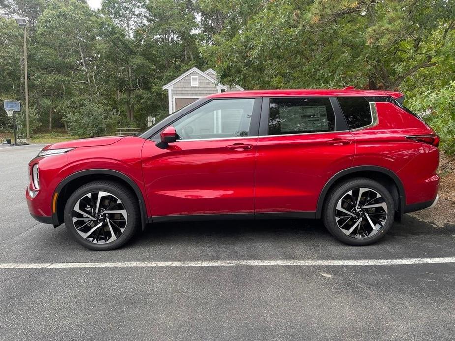 new 2024 Mitsubishi Outlander car, priced at $36,470