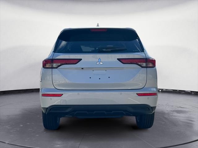 new 2024 Mitsubishi Outlander car, priced at $33,240