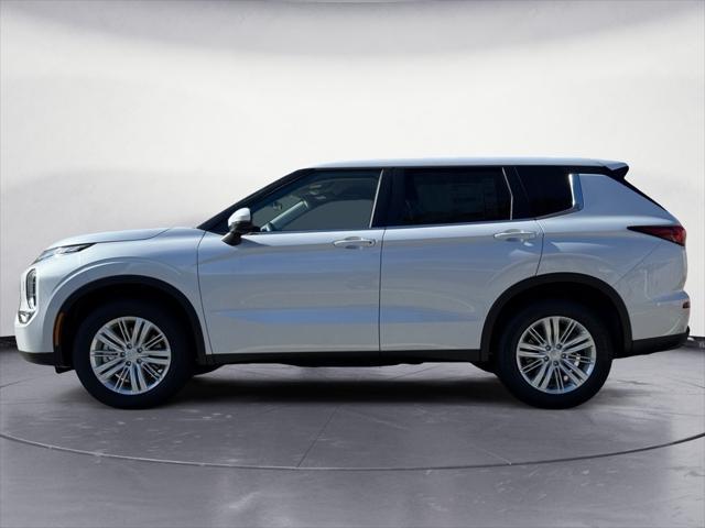 new 2024 Mitsubishi Outlander car, priced at $33,240