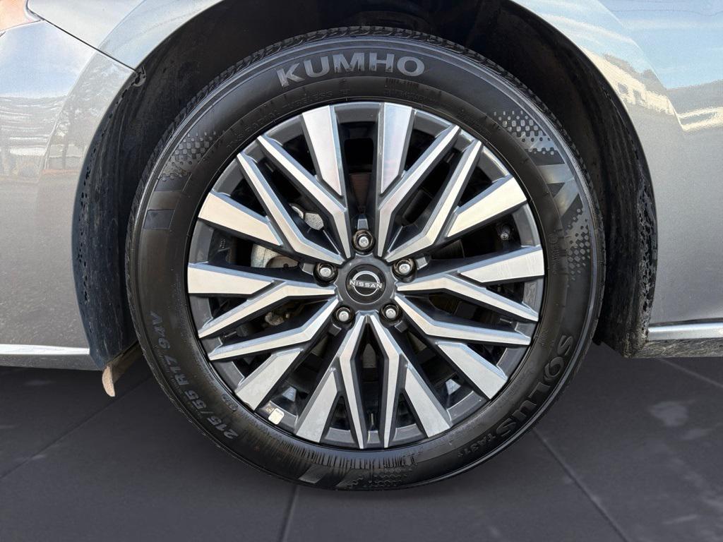 used 2024 Nissan Altima car, priced at $19,900