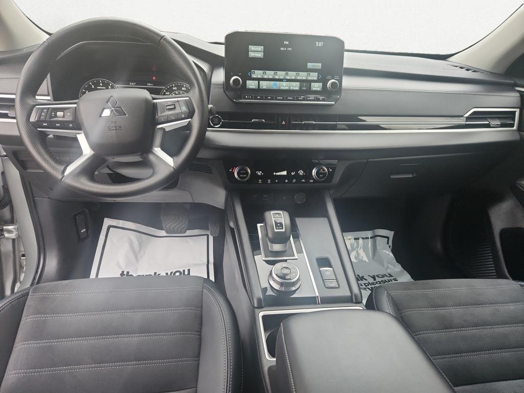 used 2024 Mitsubishi Outlander car, priced at $26,500