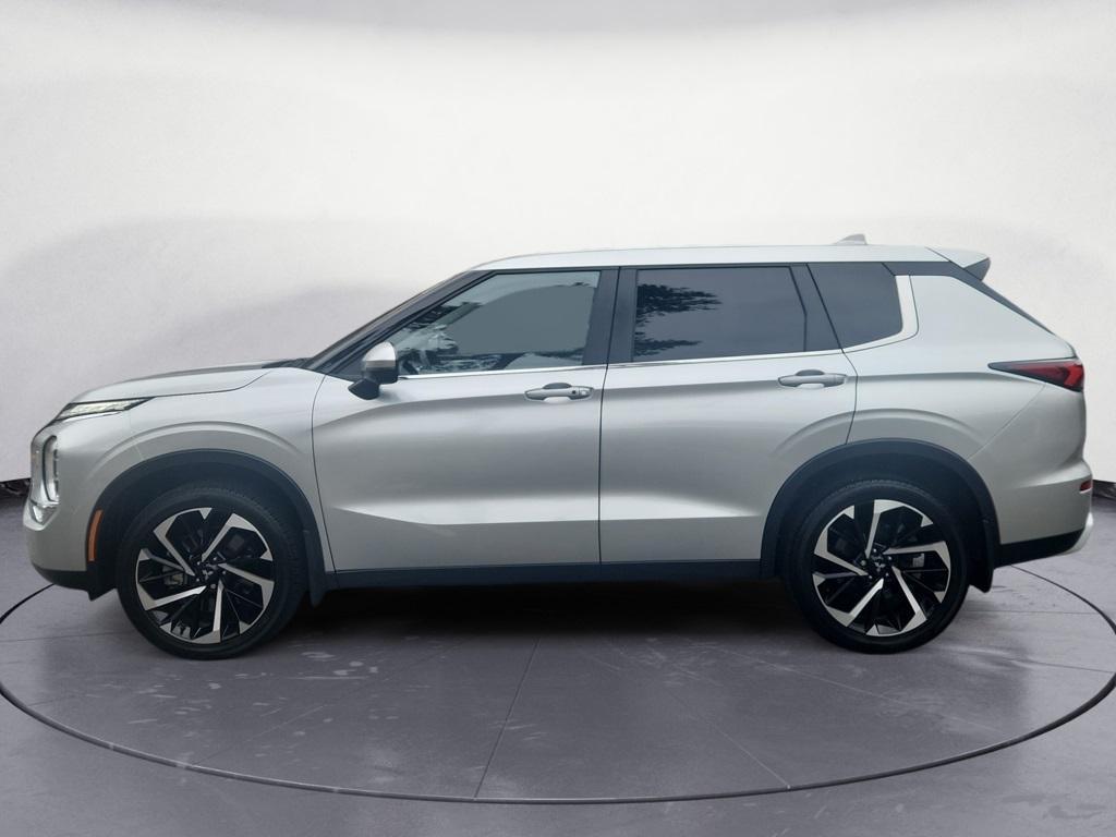 used 2024 Mitsubishi Outlander car, priced at $26,500