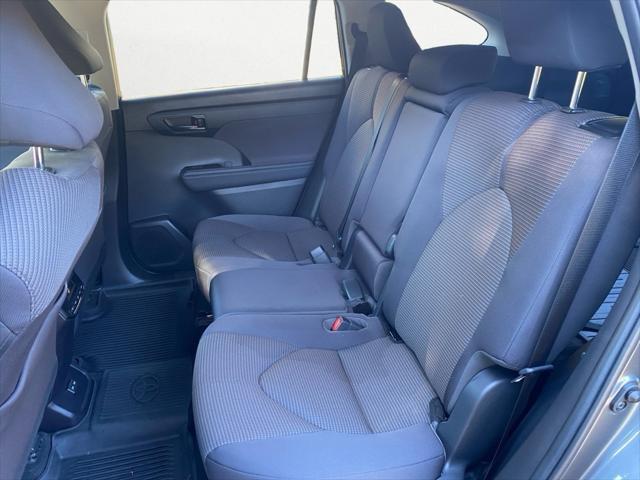 used 2023 Toyota Highlander car, priced at $33,000