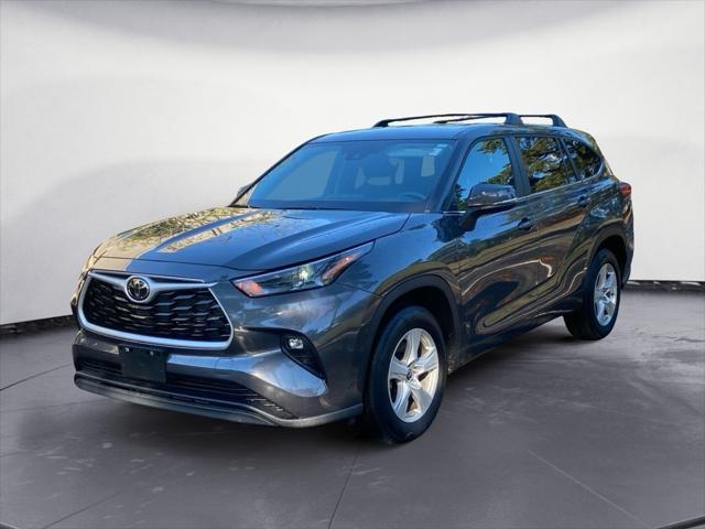 used 2023 Toyota Highlander car, priced at $33,000