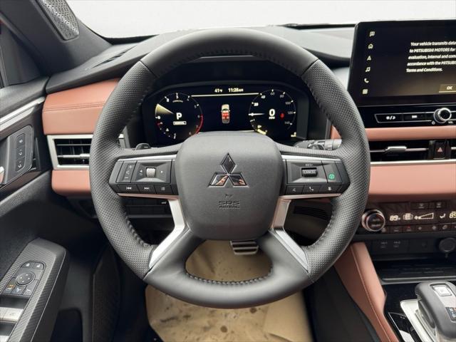 new 2025 Mitsubishi Outlander car, priced at $45,390