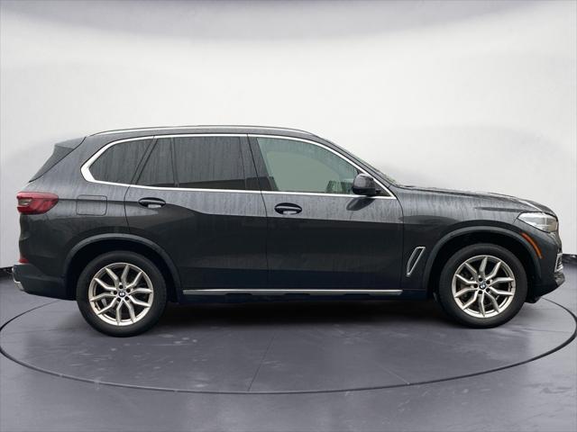 used 2021 BMW X5 car, priced at $37,900