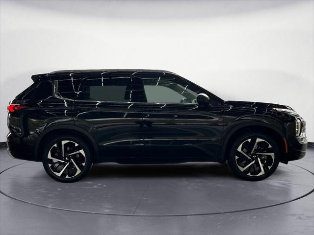 used 2022 Mitsubishi Outlander car, priced at $27,916