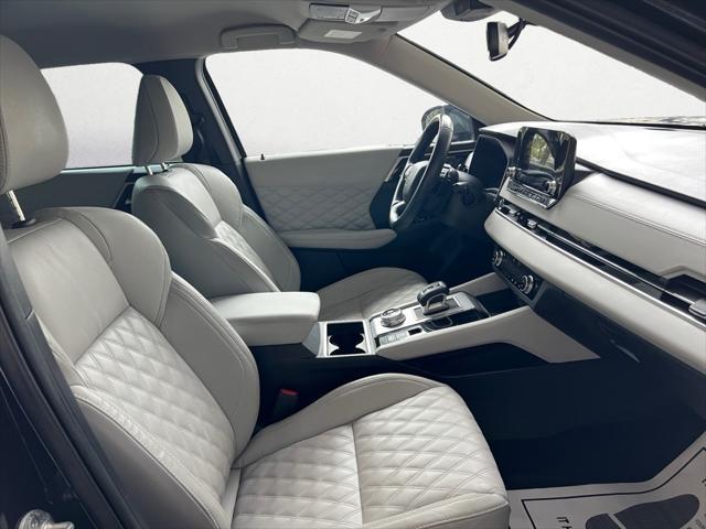 used 2022 Mitsubishi Outlander car, priced at $27,916