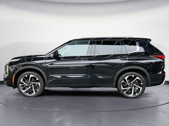 used 2022 Mitsubishi Outlander car, priced at $27,916