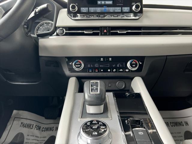used 2022 Mitsubishi Outlander car, priced at $27,916