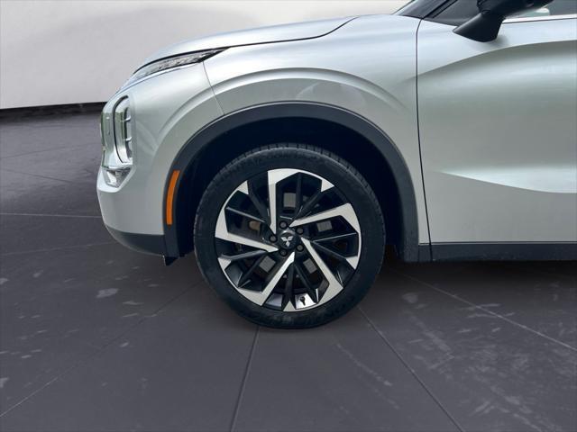 used 2022 Mitsubishi Outlander car, priced at $24,900