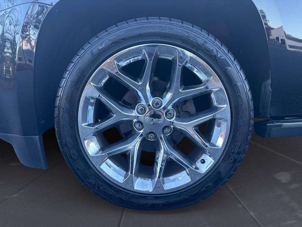 used 2015 GMC Yukon car, priced at $28,995