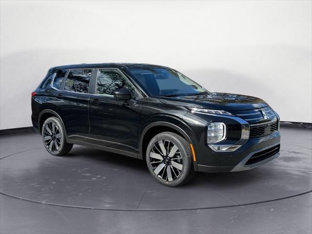 new 2025 Mitsubishi Outlander car, priced at $40,625