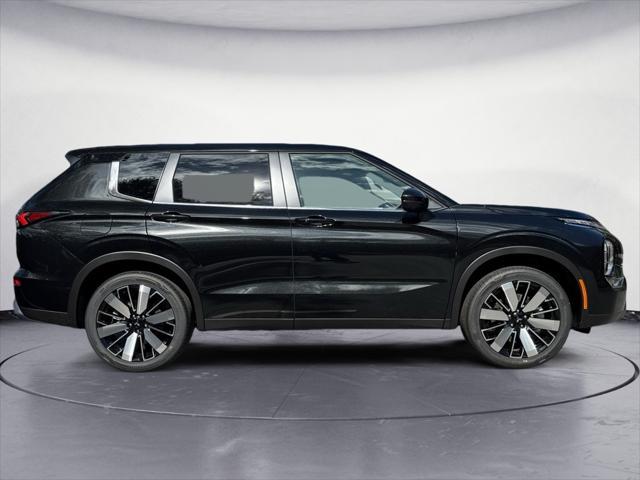 new 2025 Mitsubishi Outlander car, priced at $40,625