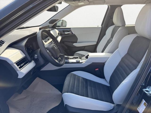 new 2025 Mitsubishi Outlander car, priced at $40,625