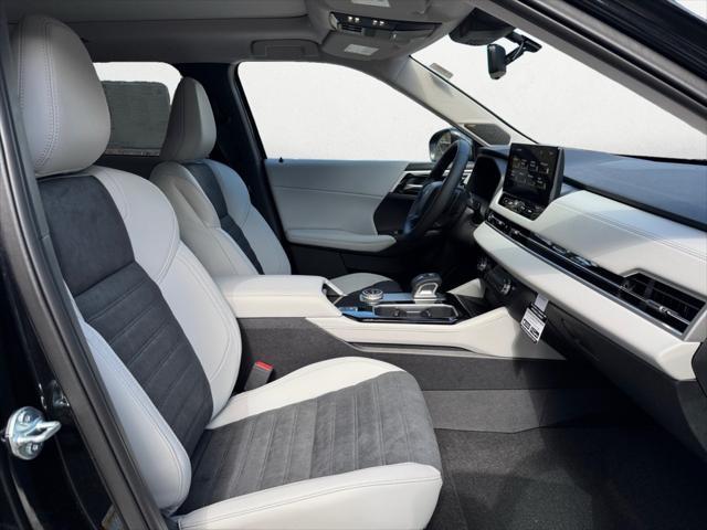 new 2025 Mitsubishi Outlander car, priced at $40,625