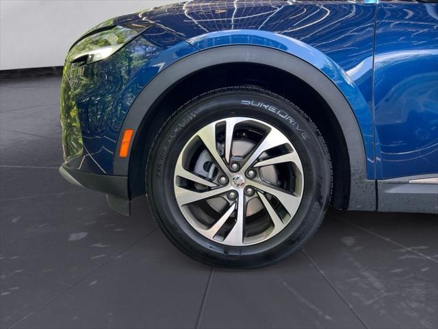 used 2023 Buick Envision car, priced at $23,900
