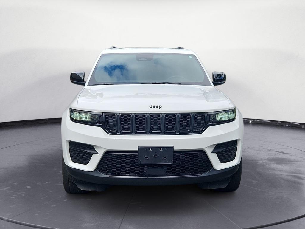 used 2023 Jeep Grand Cherokee car, priced at $32,550
