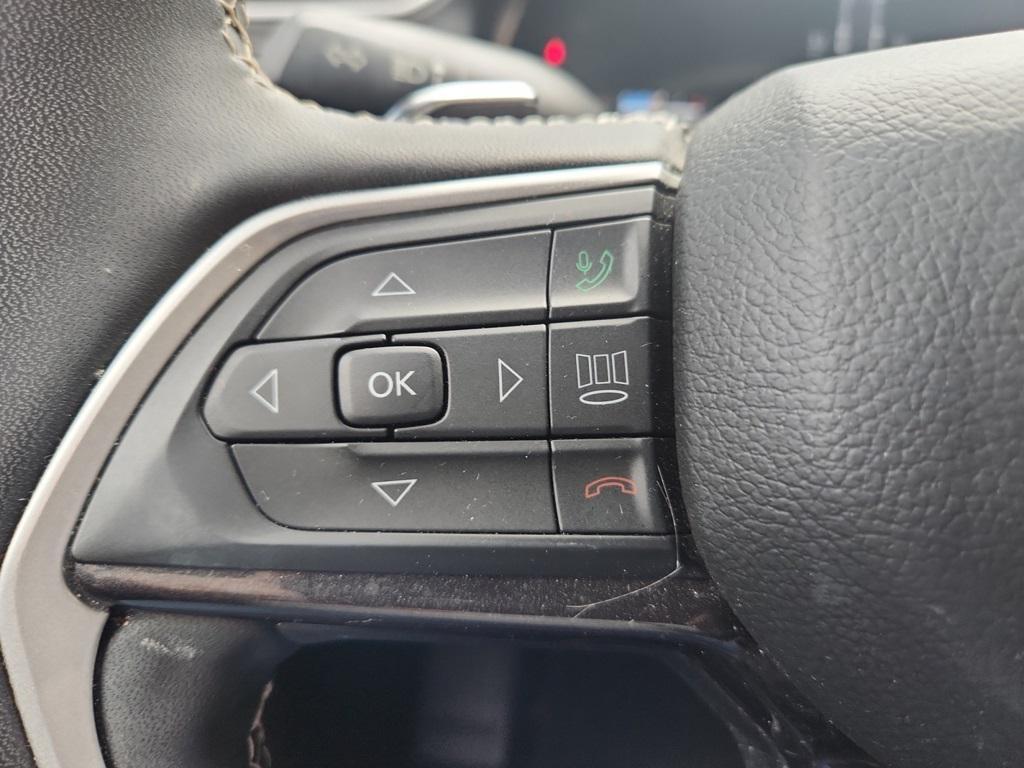used 2023 Jeep Grand Cherokee car, priced at $32,550