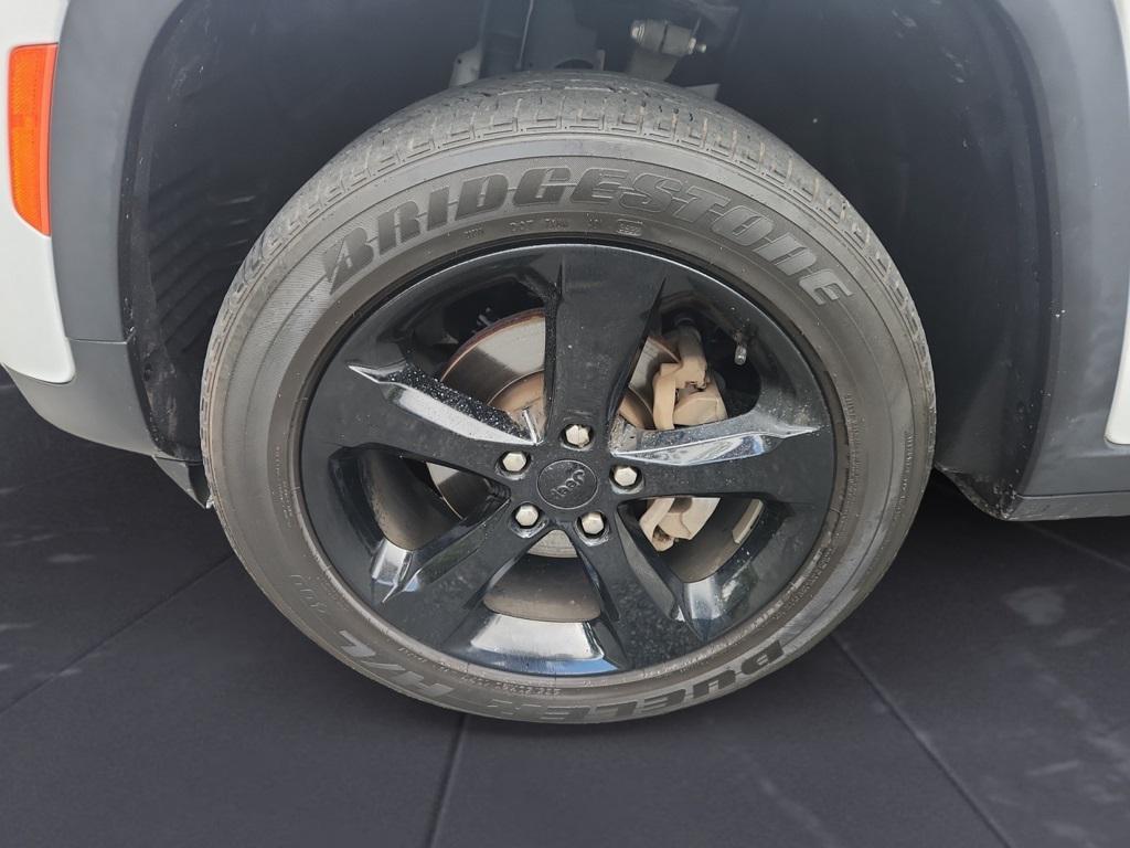 used 2023 Jeep Grand Cherokee car, priced at $32,550