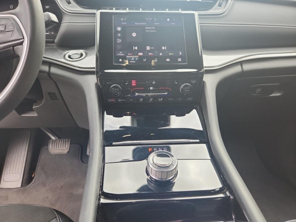 used 2023 Jeep Grand Cherokee car, priced at $32,550
