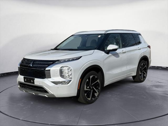 new 2024 Mitsubishi Outlander car, priced at $39,610