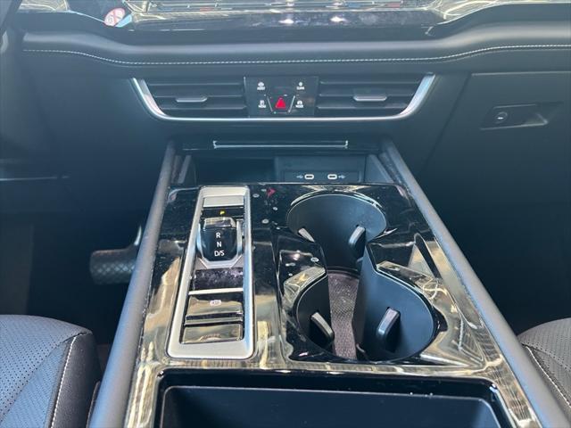 used 2024 Volkswagen Atlas car, priced at $35,900