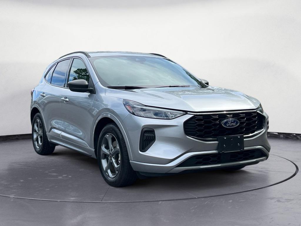 used 2023 Ford Escape car, priced at $20,900