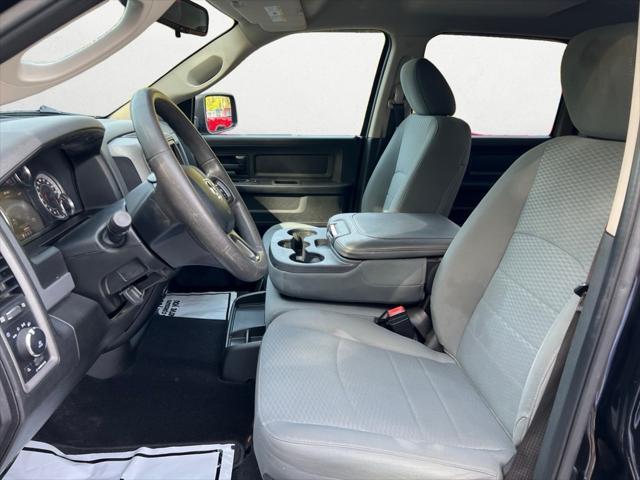 used 2020 Ram 1500 Classic car, priced at $28,900