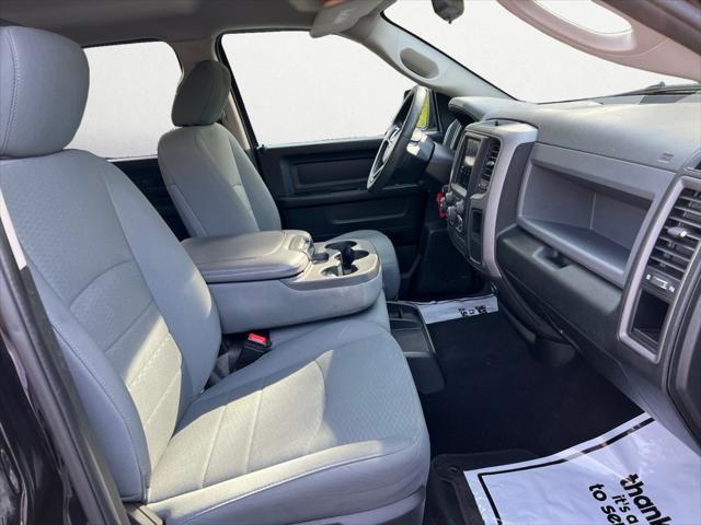 used 2020 Ram 1500 Classic car, priced at $28,900