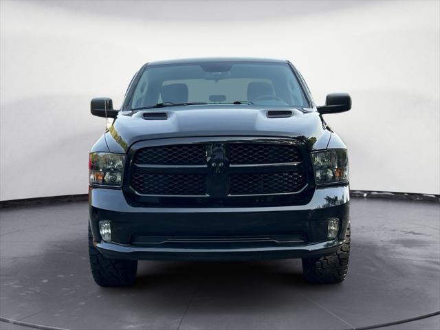 used 2020 Ram 1500 Classic car, priced at $28,900