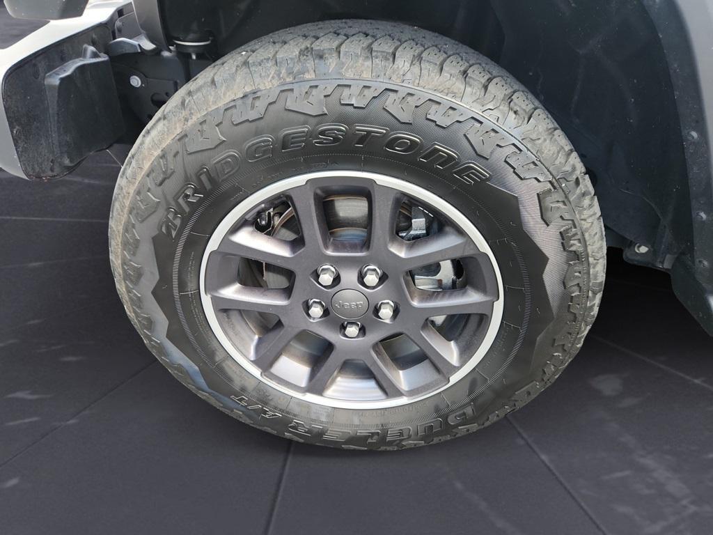 used 2021 Jeep Gladiator car, priced at $35,900