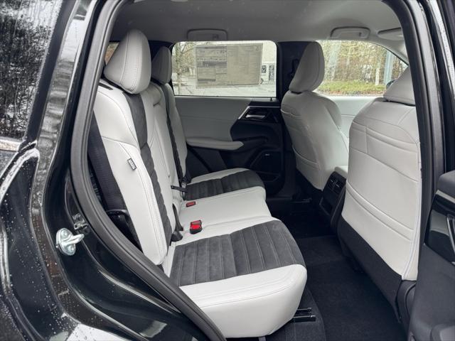 new 2025 Mitsubishi Outlander car, priced at $37,260