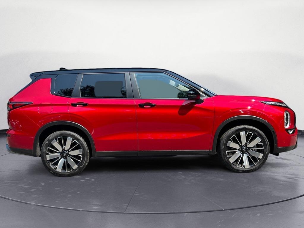 new 2025 Mitsubishi Outlander car, priced at $40,465