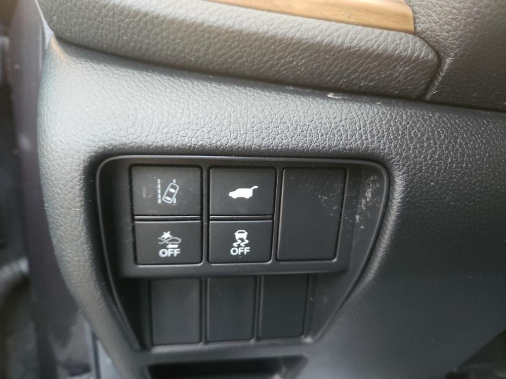 used 2017 Honda CR-V car, priced at $17,900