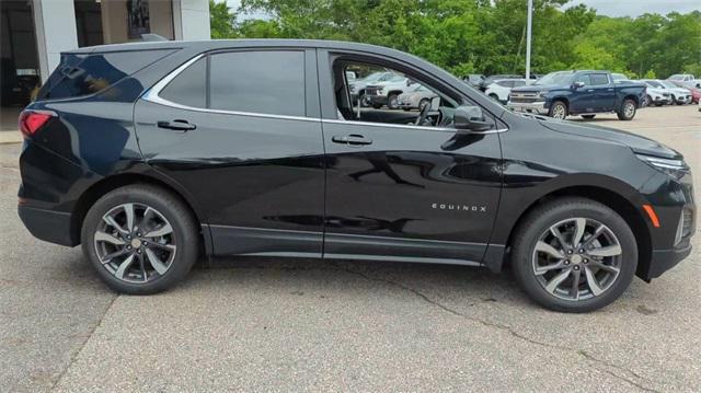 new 2024 Chevrolet Equinox car, priced at $30,165