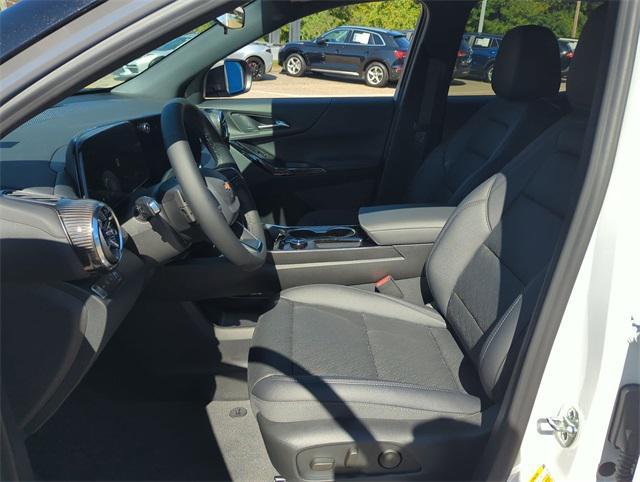 new 2026 Chevrolet Equinox car, priced at $33,400