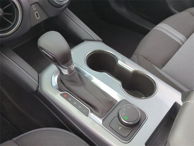 new 2025 Chevrolet Blazer car, priced at $38,173
