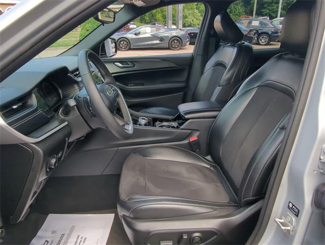 used 2023 Jeep Grand Cherokee car, priced at $32,549